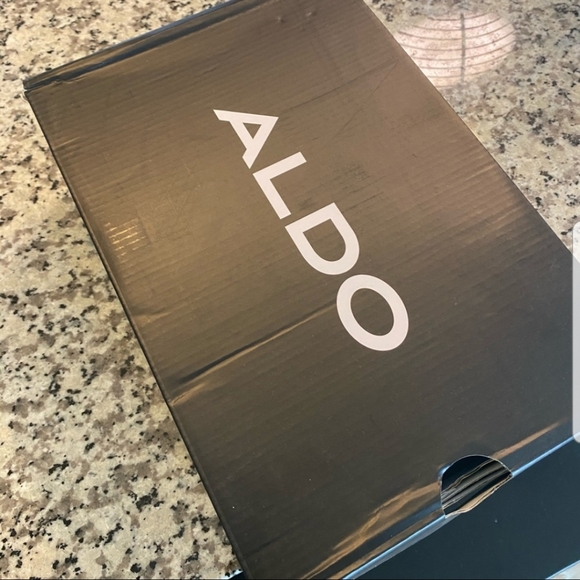 Aldo tan casual chukka boots